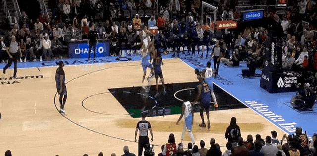 包含湖人惨败老鹰，詹姆斯砍下31分的词条