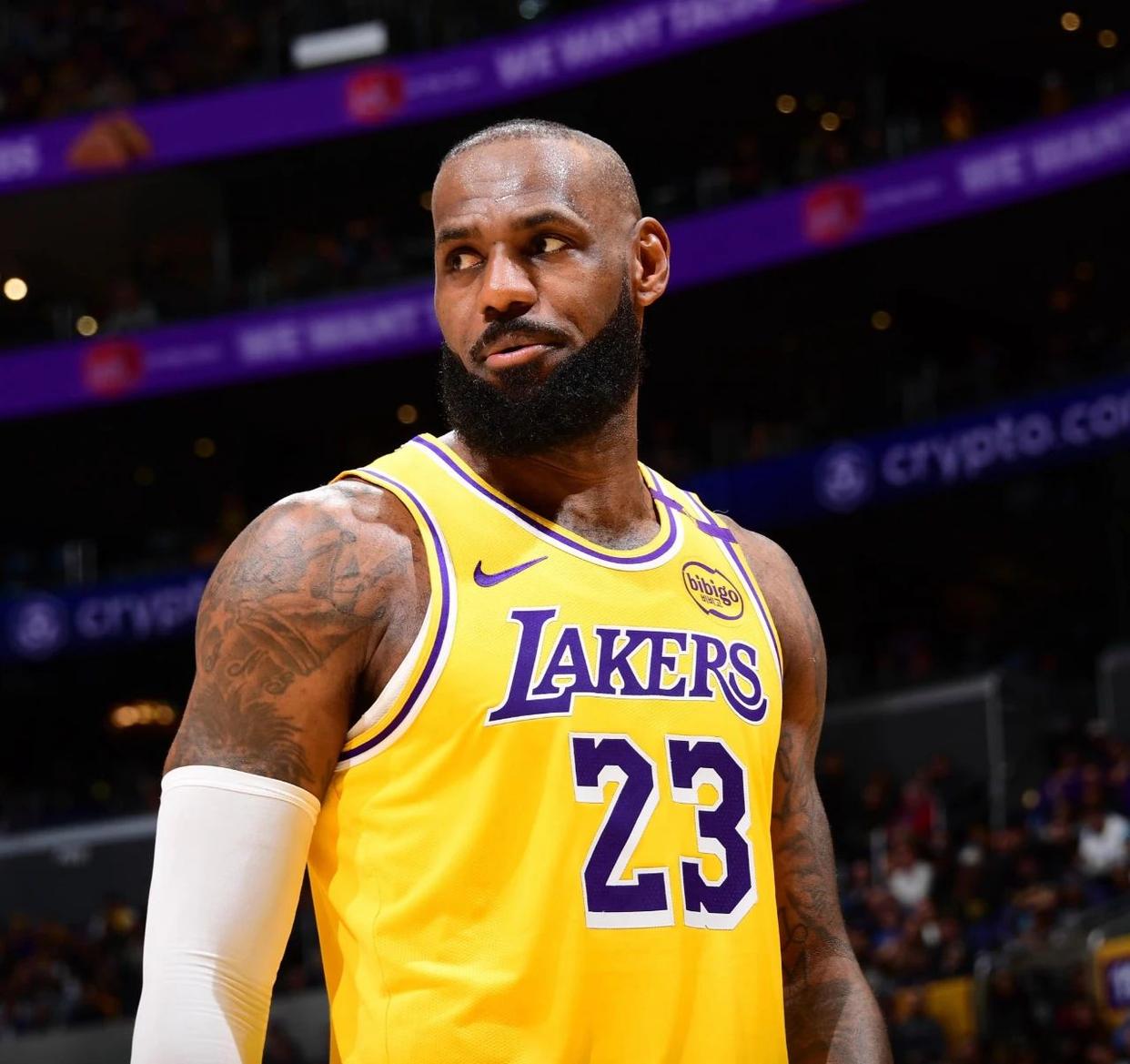 关于开拓者再胜湖人，继续保持领先优势的信息