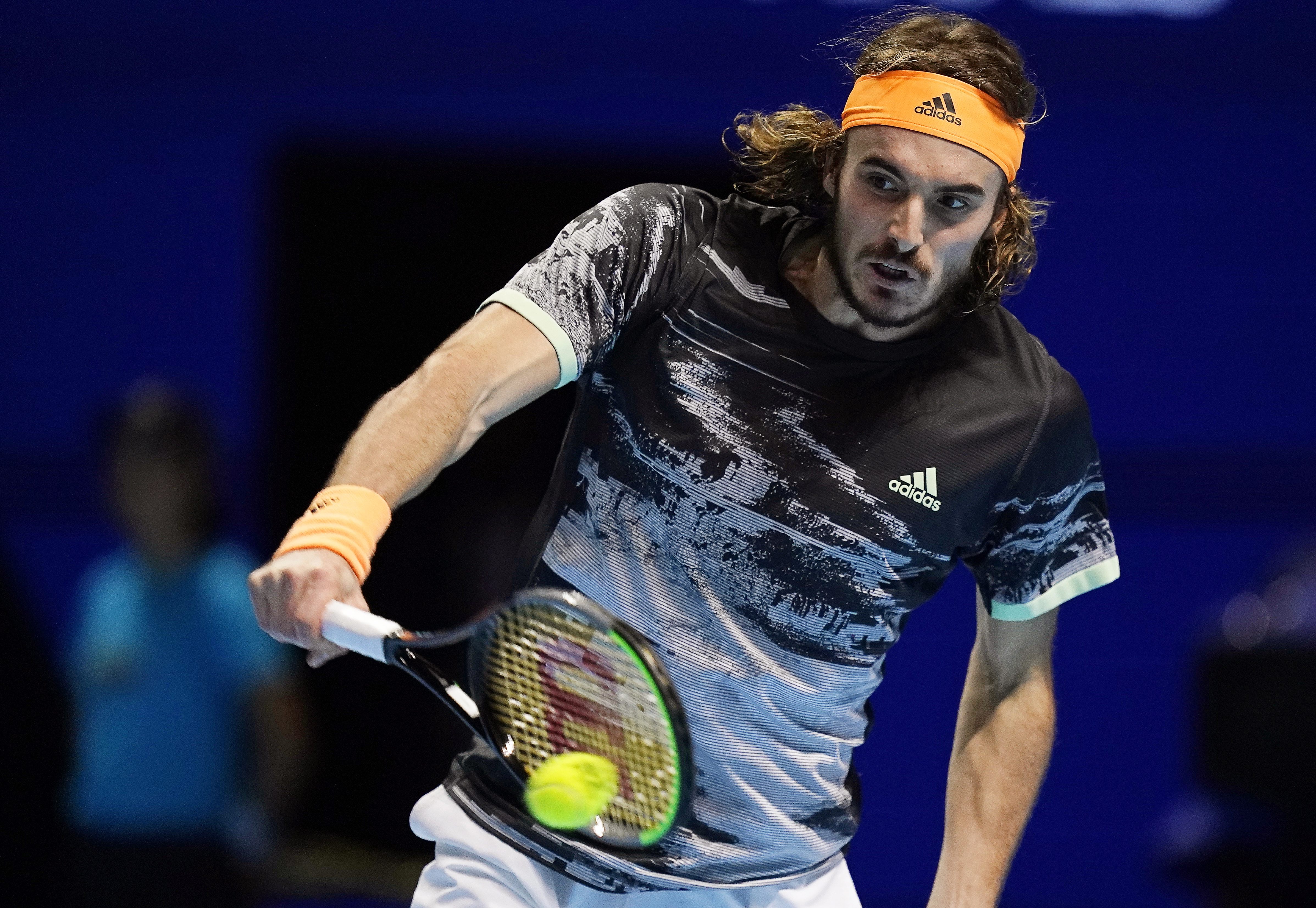 世界网球队轻取日本网球队，西西帕斯统治全场的简单介绍