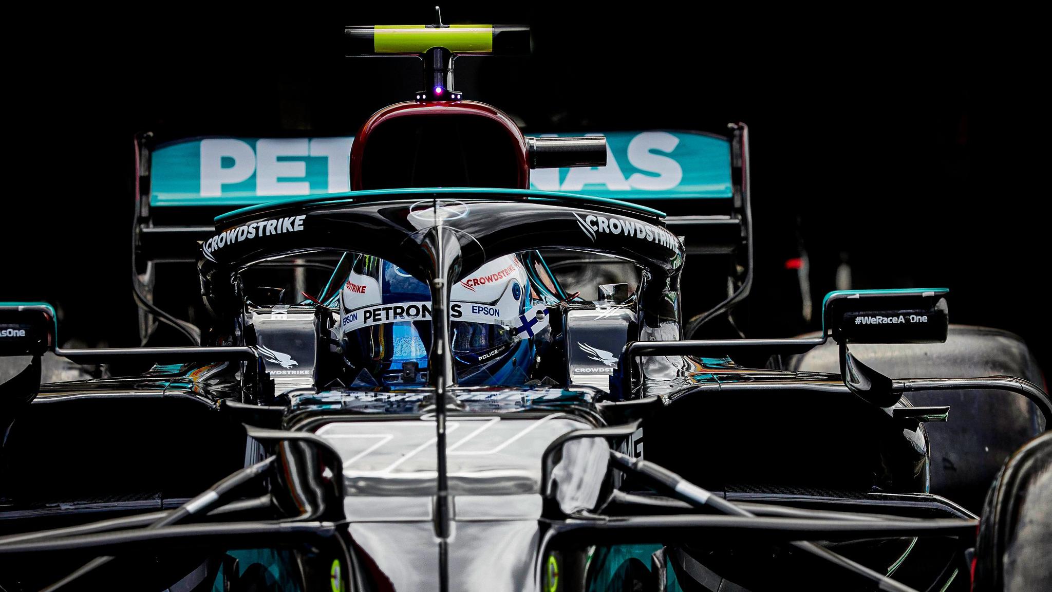 梅赛德斯碾压迈凯伦，佩雷兹带队取胜